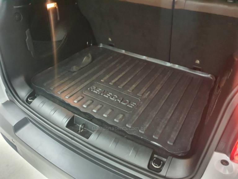 JEEP - RENEGADE - 2020/2021 - Branca - R$ 108.900,00