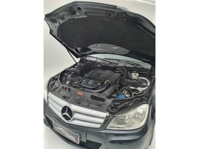 MERCEDES-BENZ - C 180 - 2011/2012 - Cinza - R$ 74.900,00