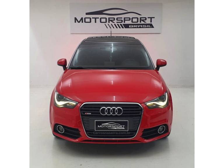 AUDI - A1 - 2012/2013 - Vermelha - R$ 71.500,00