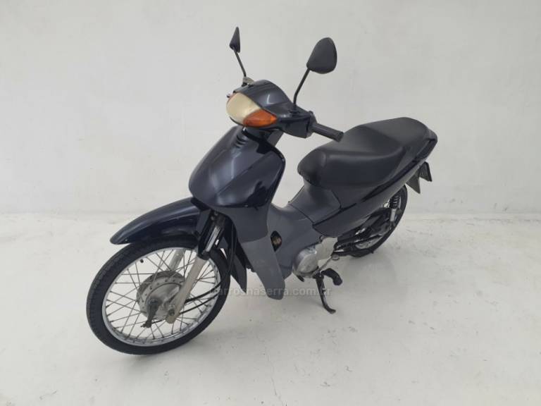 HONDA - BIZ 100 - 2003/2004 - Azul - R$ 5.900,00