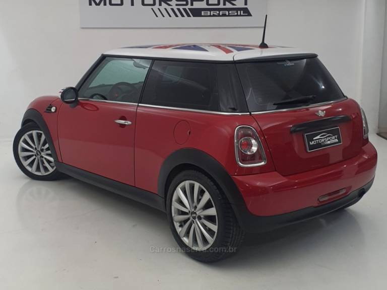 MINI - COOPER - 2011/2012 - Vermelha - R$ 69.900,00