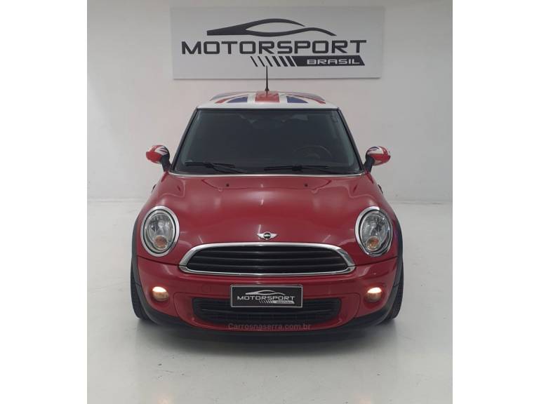 MINI - COOPER - 2011/2012 - Vermelha - R$ 69.900,00