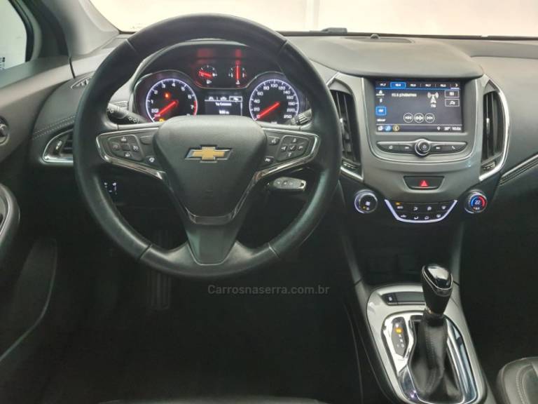 CHEVROLET - CRUZE - 2019/2020 - Branca - R$ 99.900,00