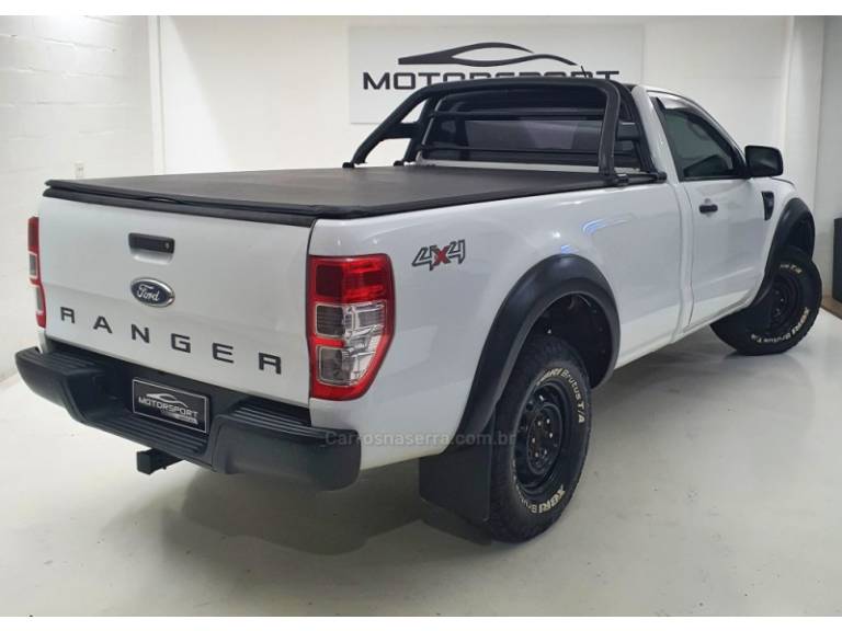 FORD - RANGER - 2014/2015 - Branca - Sob Consulta