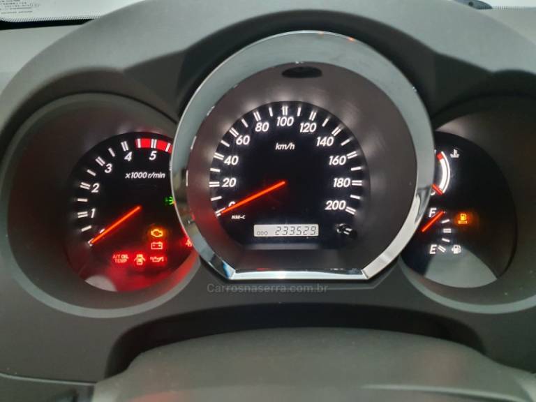 TOYOTA - HILUX SW4 - 2009/2010 - Preta - Sob Consulta